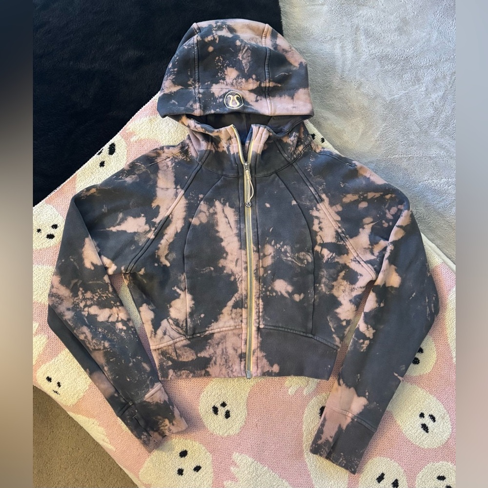 lululemon athletica - Custom Bleach Dye Scuba Hoodie - Picture 2 of 4